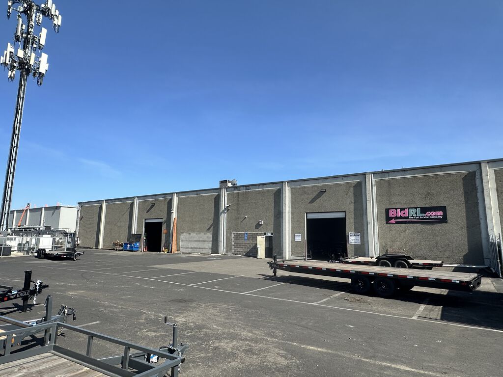 1022 North Shaw Road, Stockton