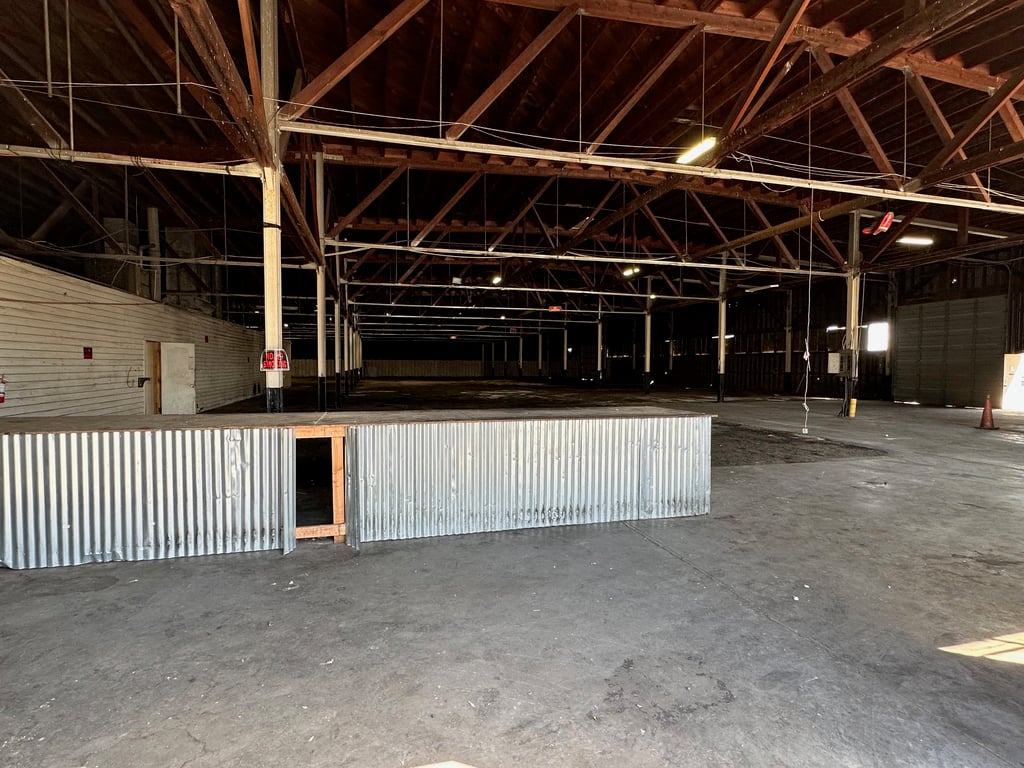 1234 Aurora St S - Photo 2