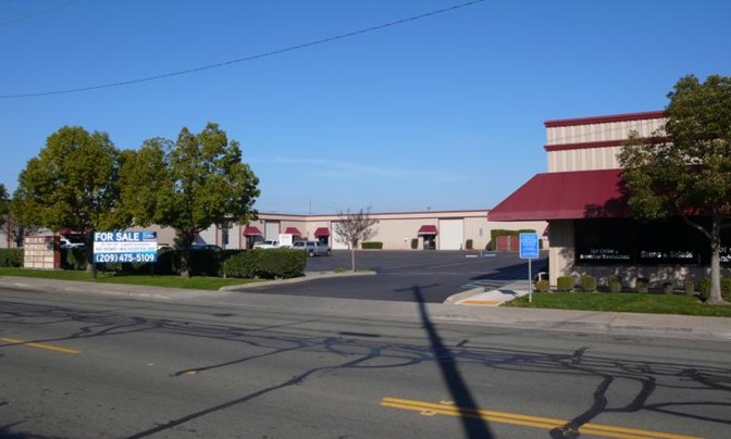 1371 E Pine St, Suite 7, Lodi, CA 95240 - Photo 2