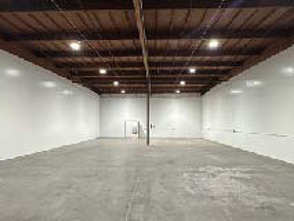 192 W Larch Rd - Photo 3