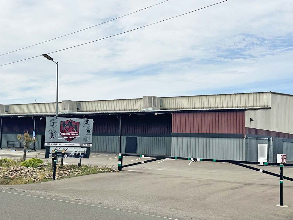 3251 N Ad Art Road, Stockton