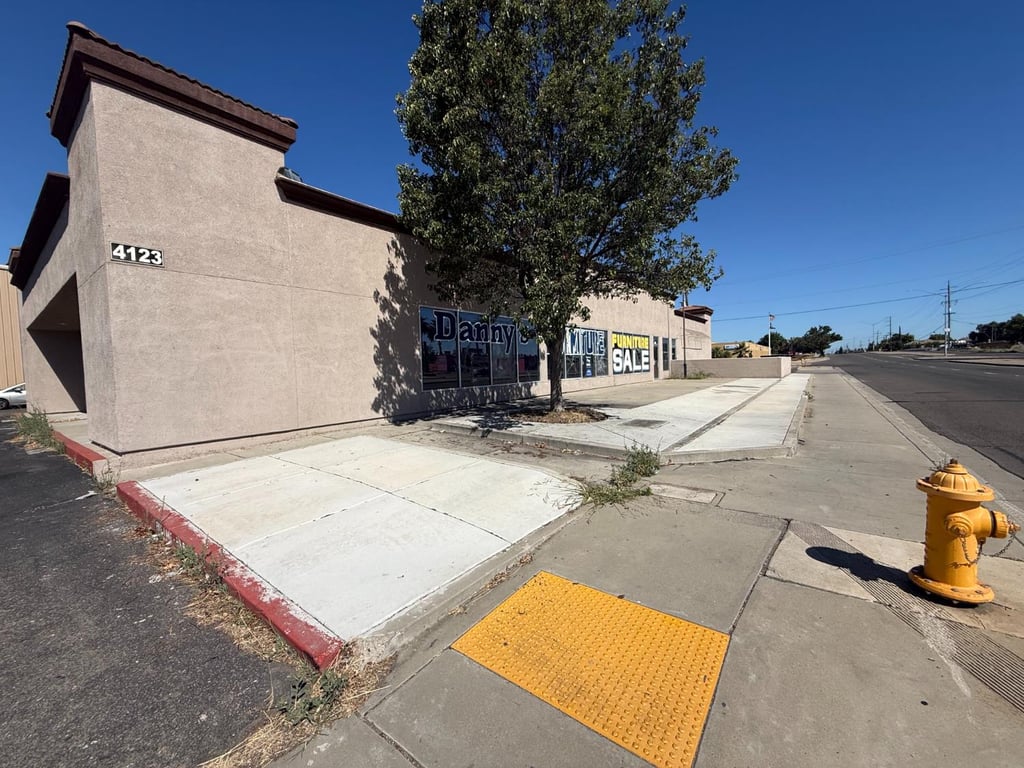4123 West Ln - Photo 4