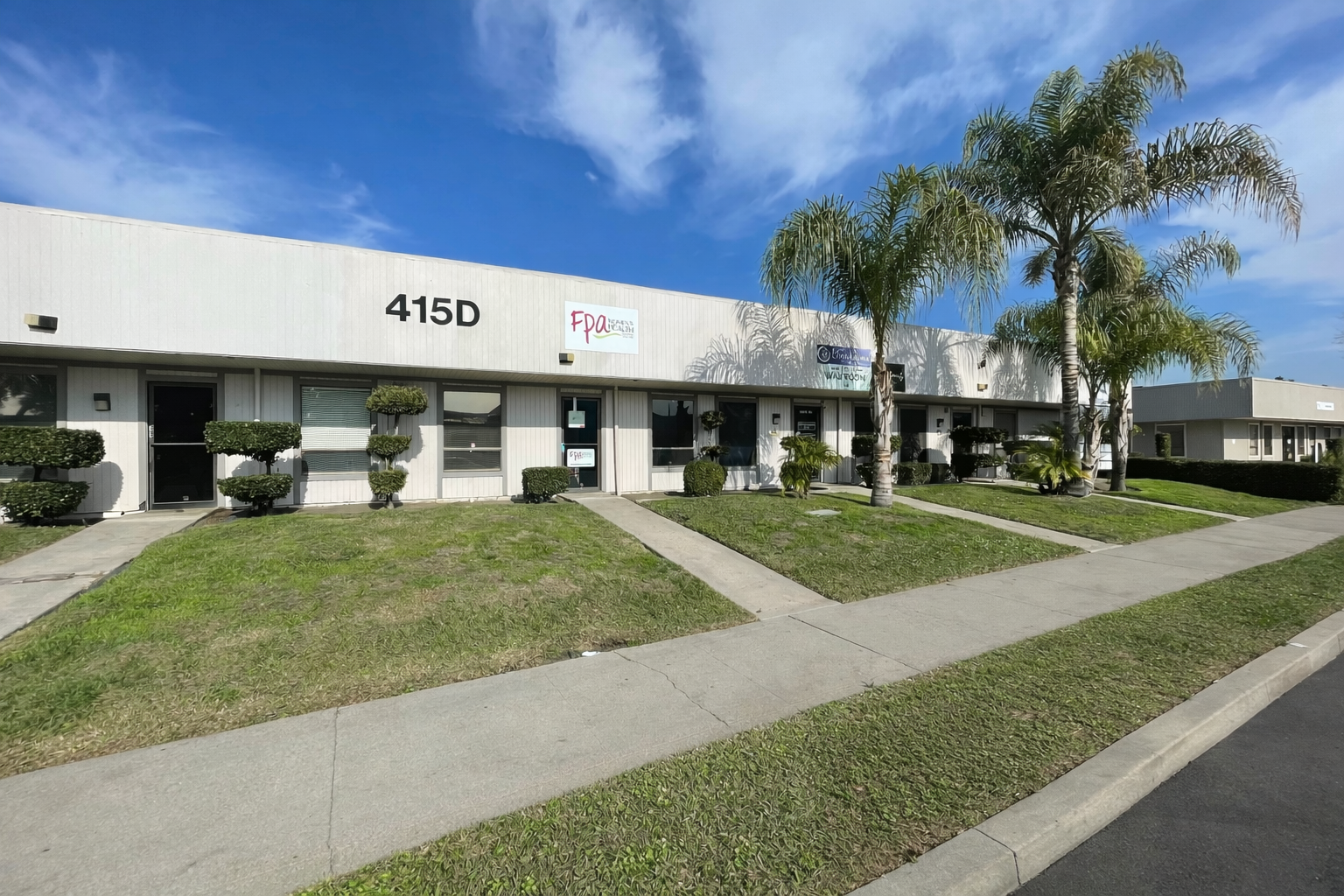 415 W Benjamin Holt Dr, Stockton, CA  95207 - Photo 2