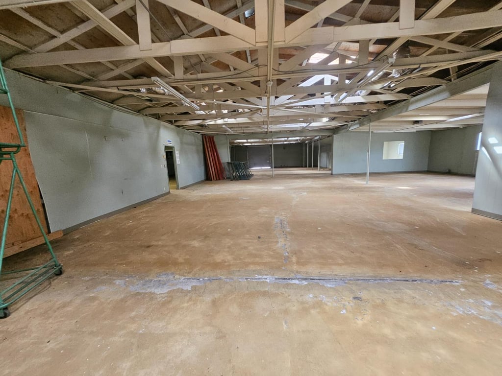 6000 Lathrop Rd. #C - Photo 7