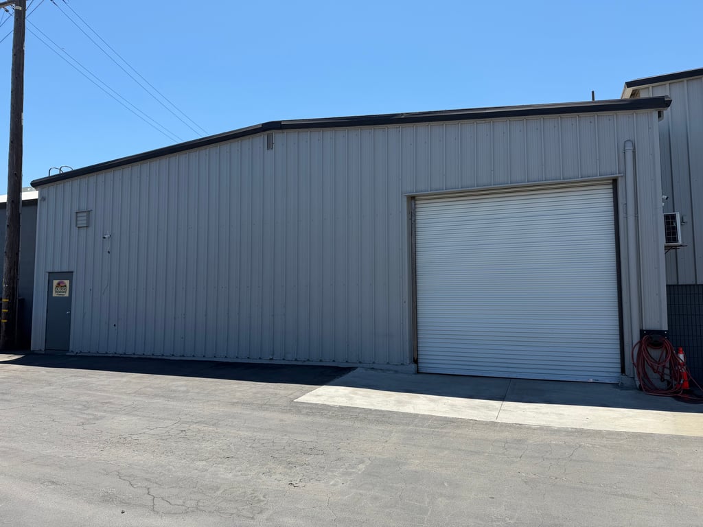 611 West Fremont Street - Photo 3