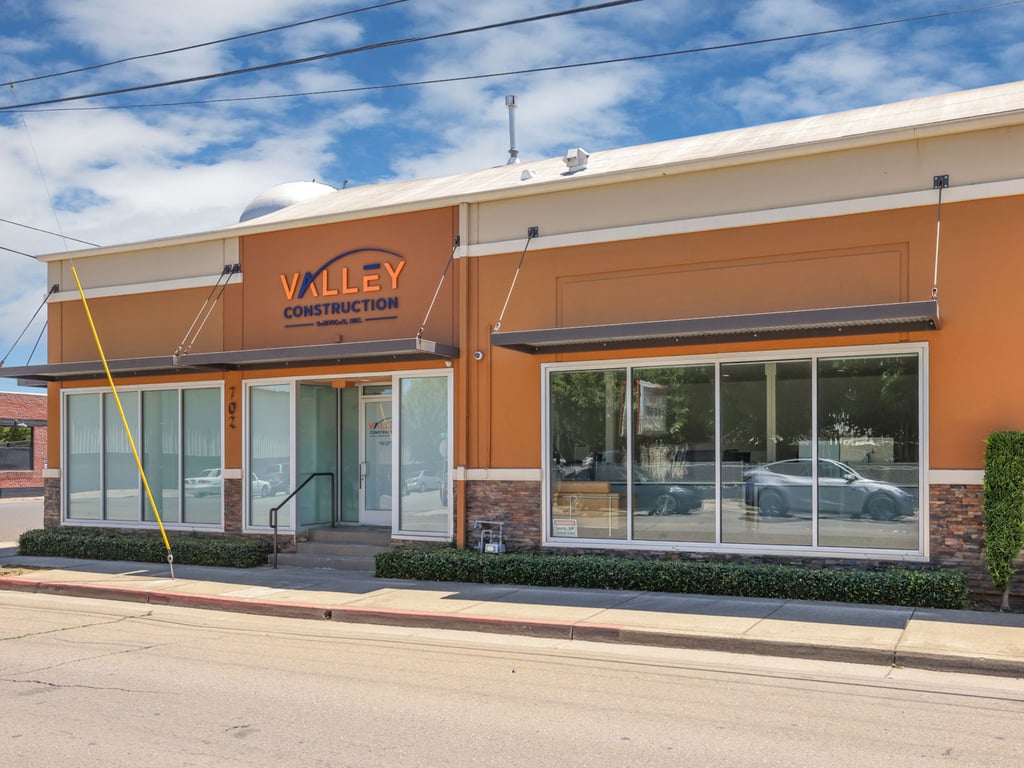 702 W Fremont Street - Photo 4